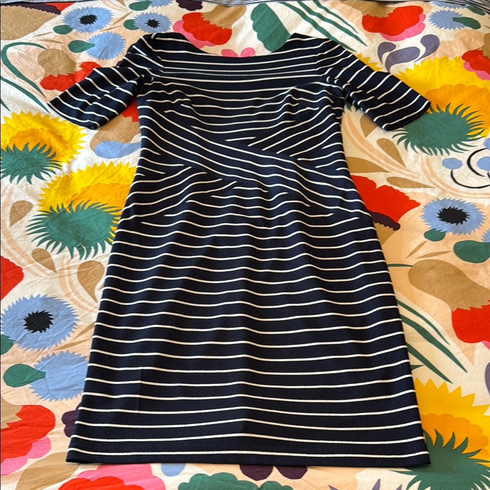 Jessica Howard Navy and White Sheath Dress with Sleeves